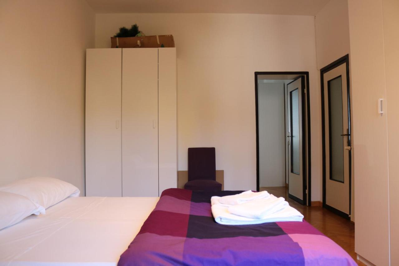 Sant Ambrogio Mansion - Via Olona Appartement Milaan Buitenkant foto