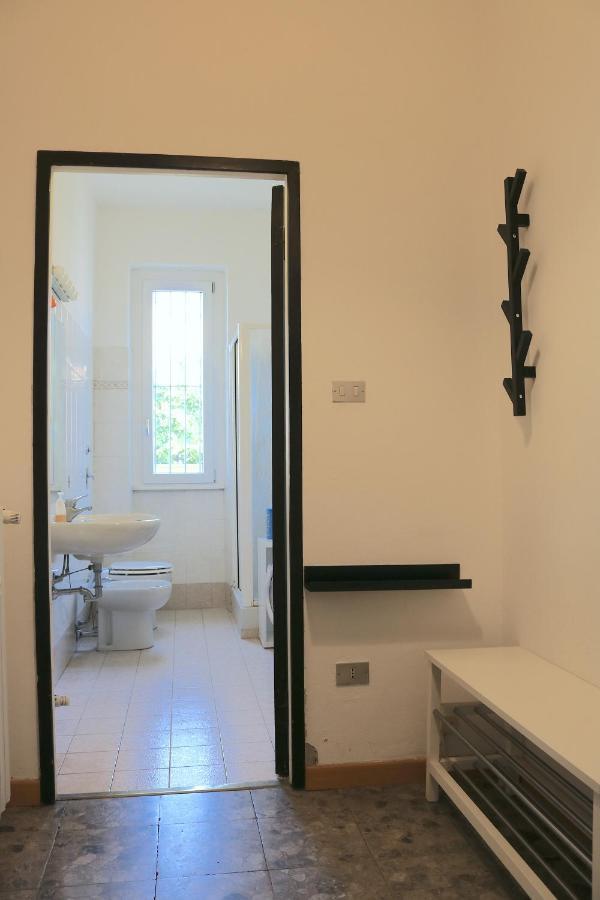 Sant Ambrogio Mansion - Via Olona Appartement Milaan Buitenkant foto