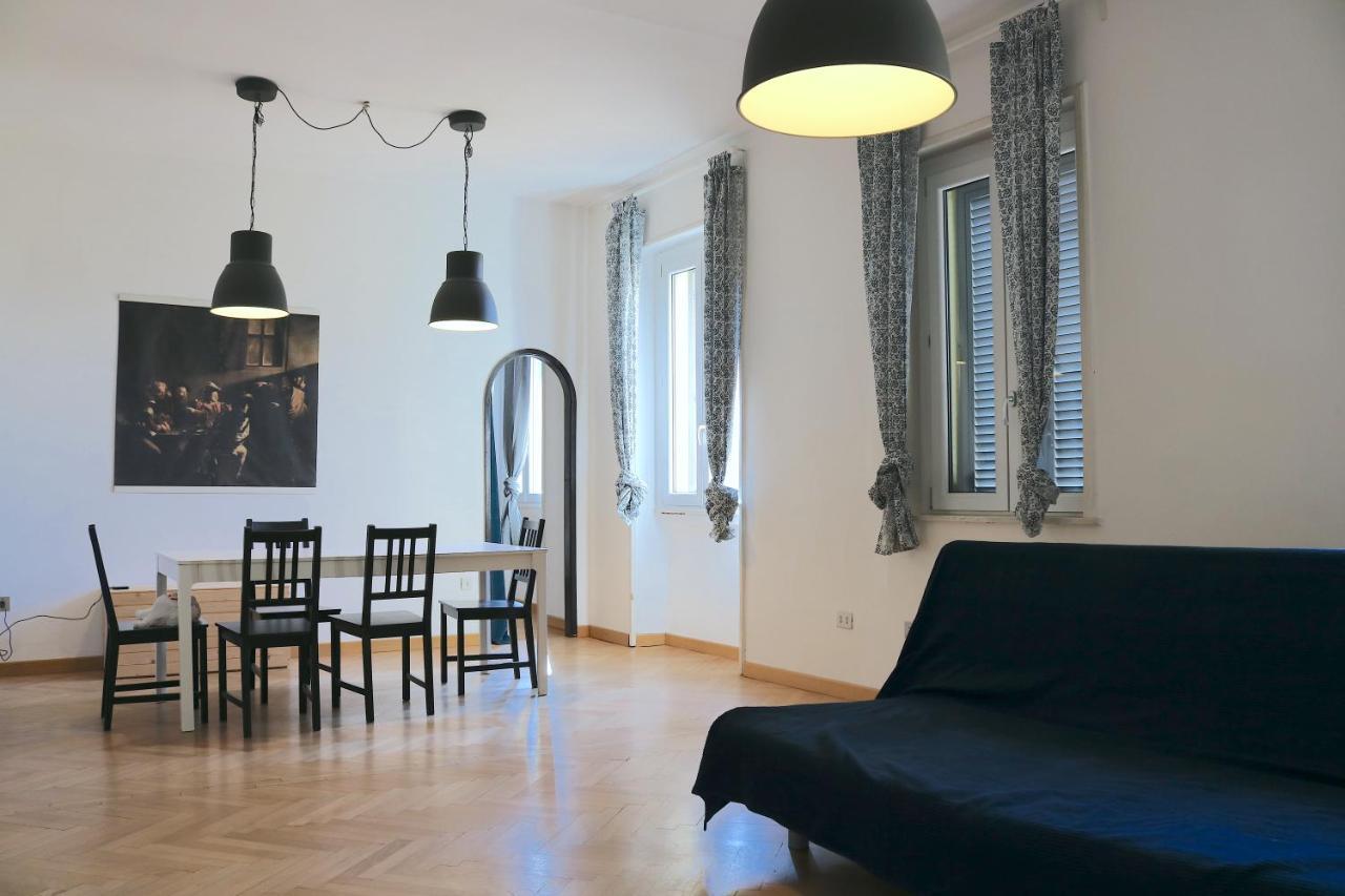 Sant Ambrogio Mansion - Via Olona Appartement Milaan Buitenkant foto