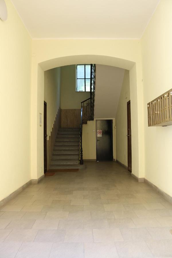 Sant Ambrogio Mansion - Via Olona Appartement Milaan Buitenkant foto
